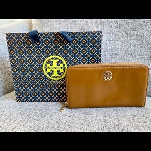 Tory Burch Wallet